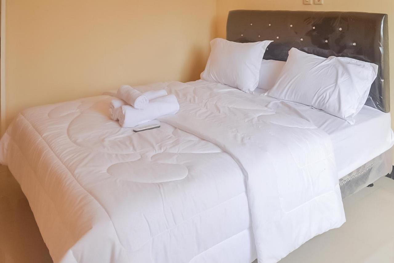 Artayya Puri Homestay Near Terminal Purabaya Madiun Mitra Reddoorz Exterior foto